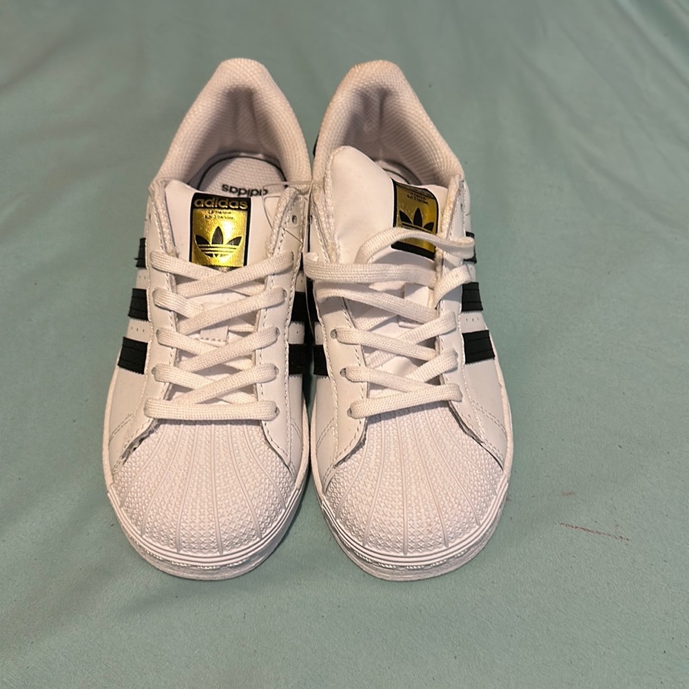 Adidas Superstar white black striped